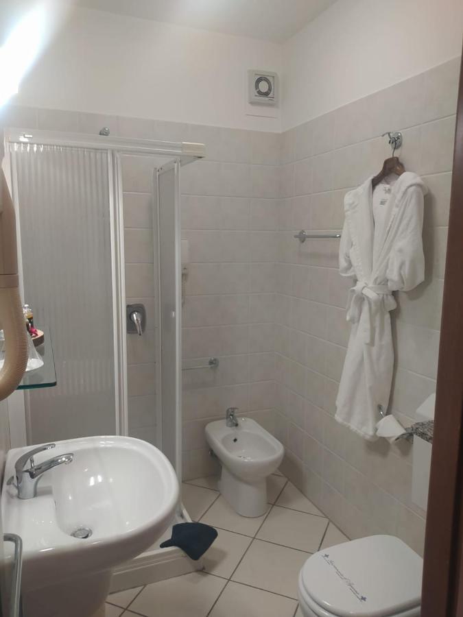 Hotel Baiardo Romagnano Sesia Eksteriør billede