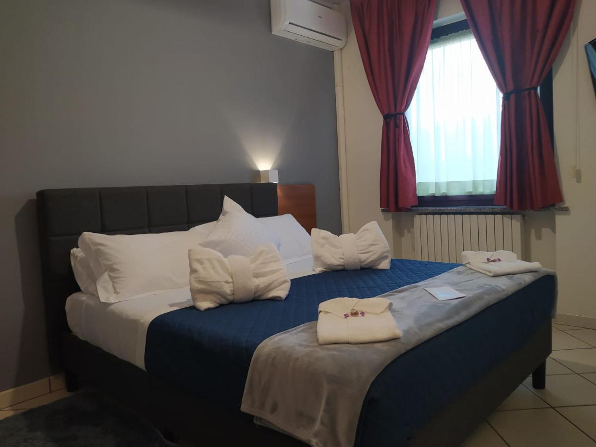 Hotel Baiardo Romagnano Sesia Eksteriør billede