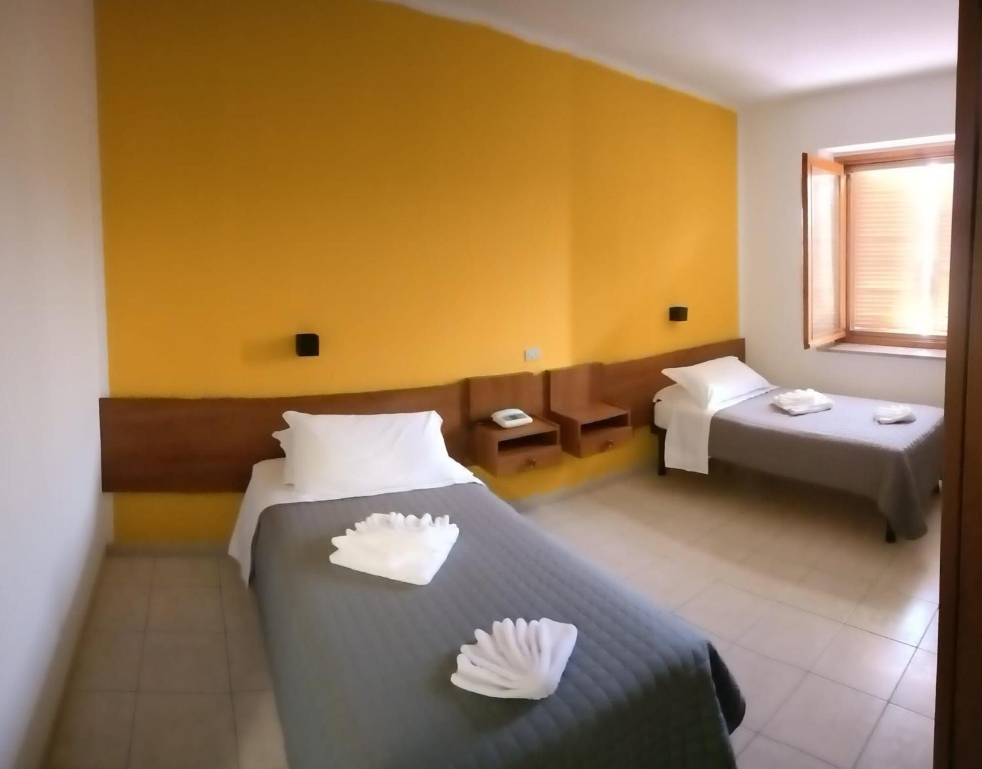Hotel Baiardo Romagnano Sesia Eksteriør billede