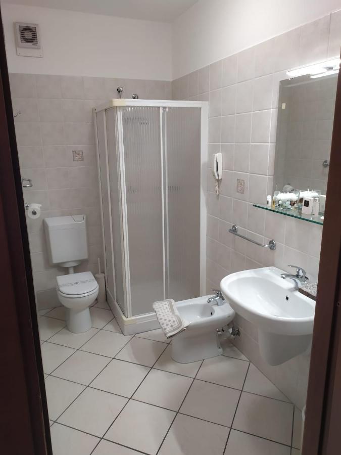 Hotel Baiardo Romagnano Sesia Eksteriør billede