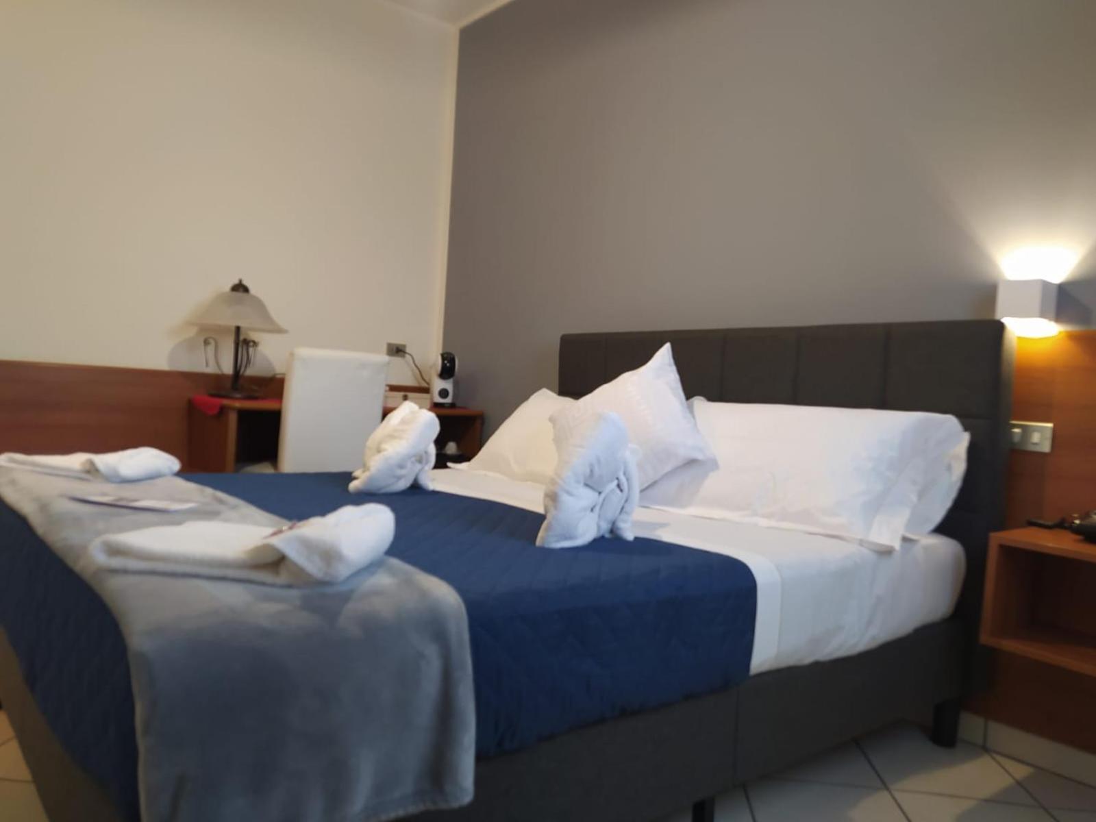 Hotel Baiardo Romagnano Sesia Eksteriør billede